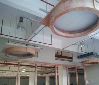宝德集团办公室粉色视频WWW在线观看施工现场