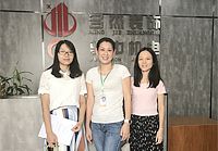 设计很独特很有个性，设计师成人粉色视频态度也很好。